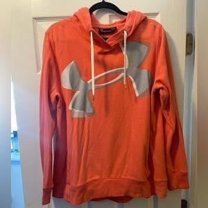 Loose fit under armour peach hoodie
